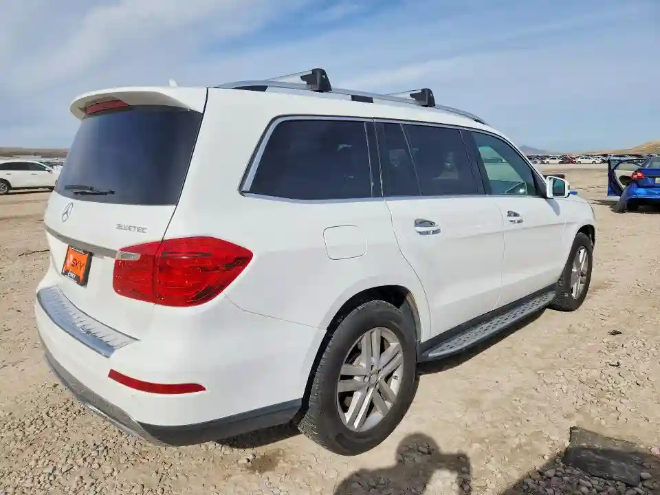 4JGDF2EE5GA679182 2016 MERCEDES BENZ GL-CLASS-2