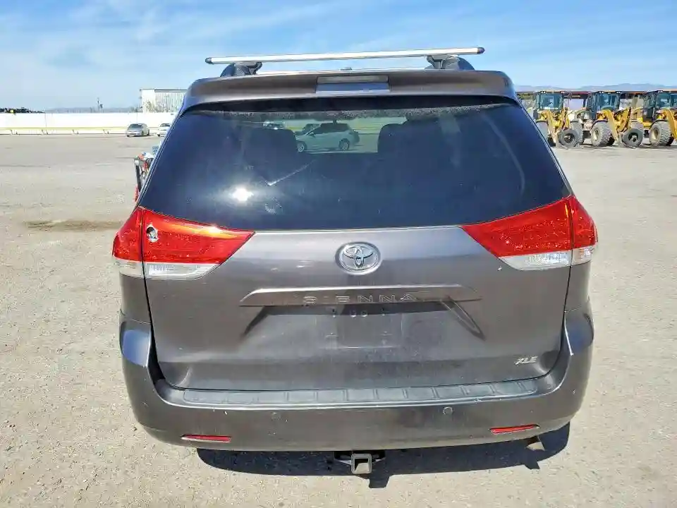 5TDYK3DC6DS363361 2013 TOYOTA ALL MODELS-5