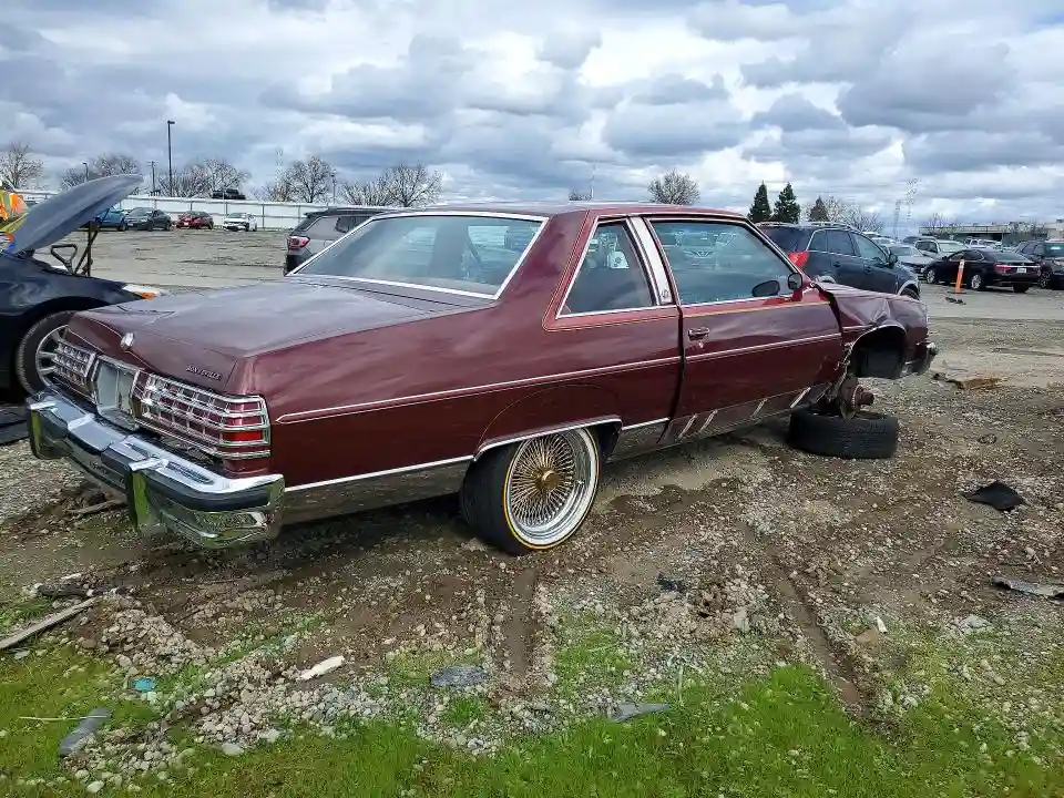 2Q37Z7X137369 1977 PONTIAC BONNEVILLE-2