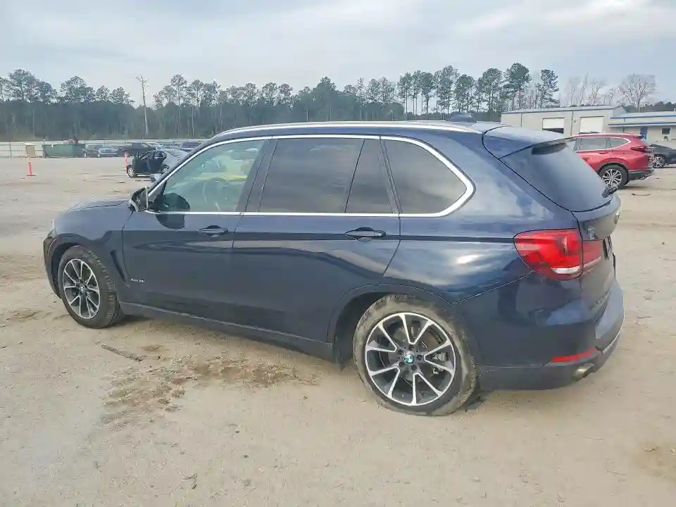 5UXKR0C34H0V74762 2017 BMW X5-1