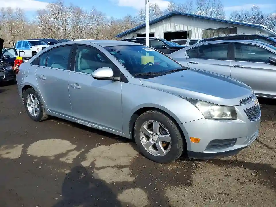 1G1PF5S92B7205165 2011 CHEVROLET CRUZE-3