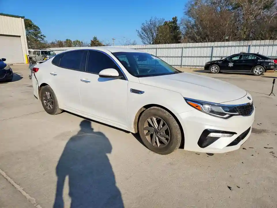 5XXGT4L38LG396409 2020 KIA OPTIMA-3