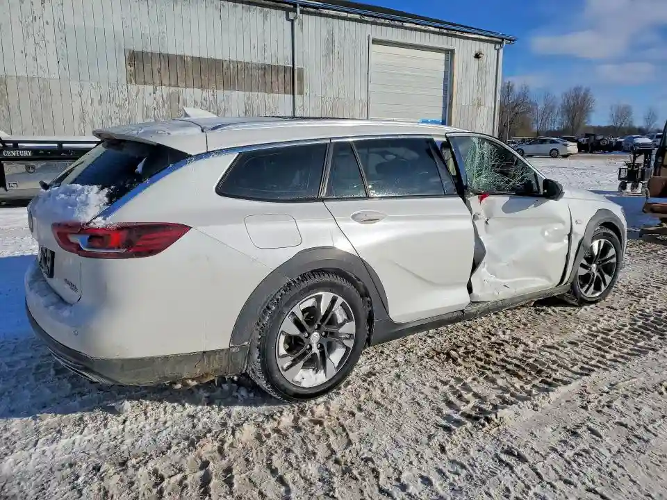 W04GV8SX9J1155922 2018 BUICK REGAL-2