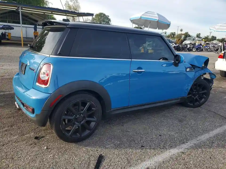 WMWSV3C55DT389089 2013 MINI COOPER-4
