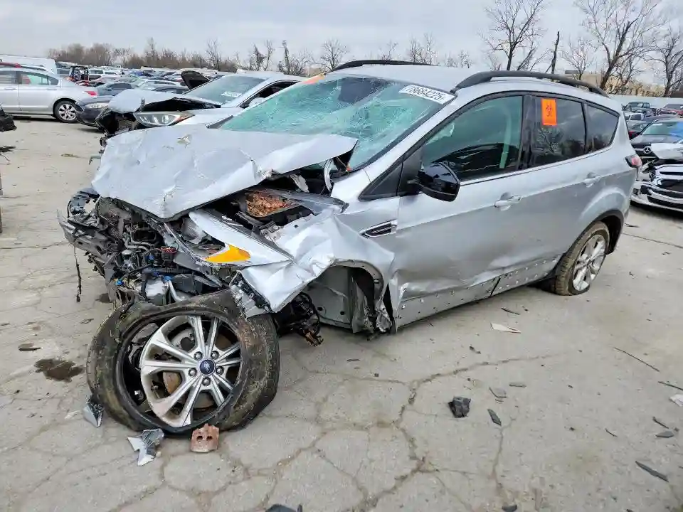 1FMCU0GDXJUA84716 2018 FORD ESCAPE-0