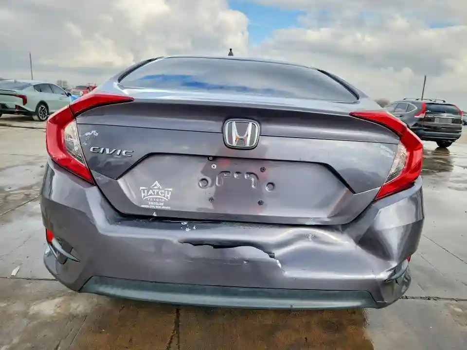 2HGFC2F51JH501753 2018 HONDA CIVIC-5