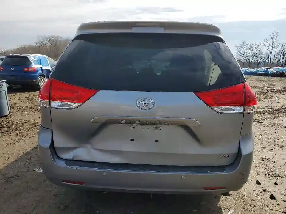 5TDYK3DC1ES407512 2014 TOYOTA SIENNA-5