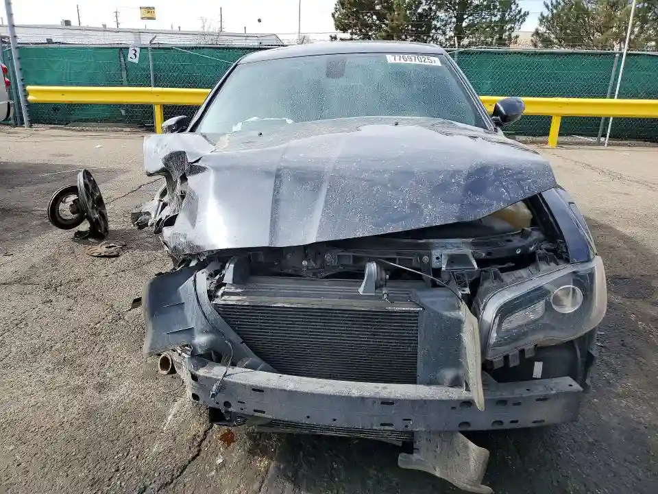2C3CCAGGXHH522126 2017 CHRYSLER 300-4