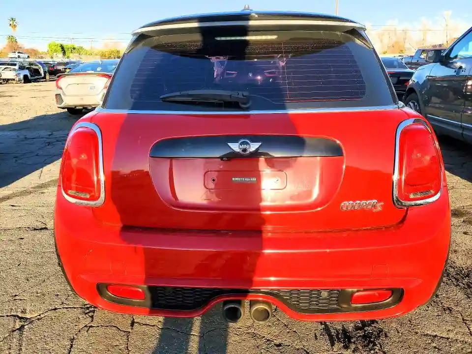 WMWXP7C3XH2A45973 2017 MINI COOPER-5
