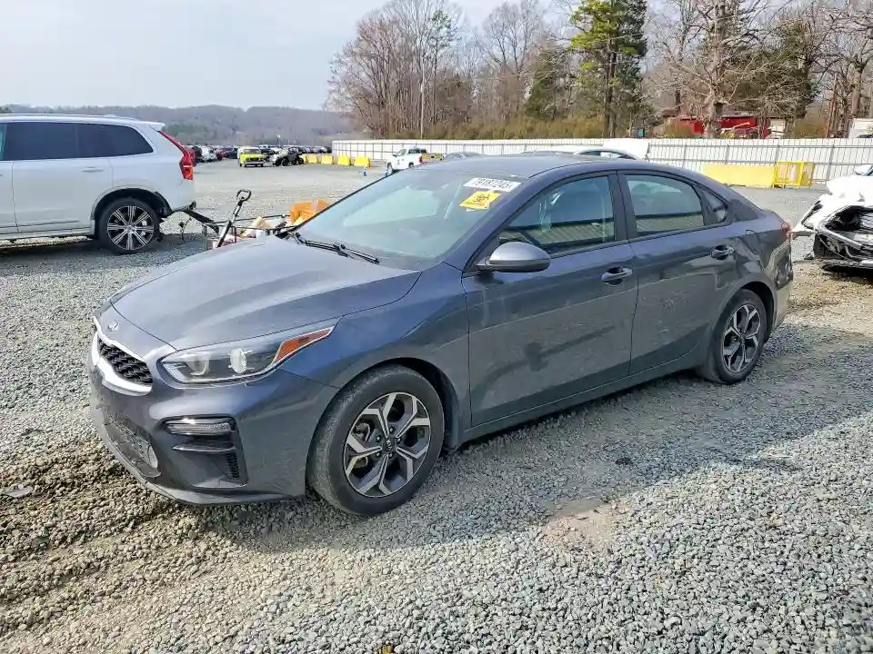 3KPF24AD8ME411480 2021 KIA FORTE-0