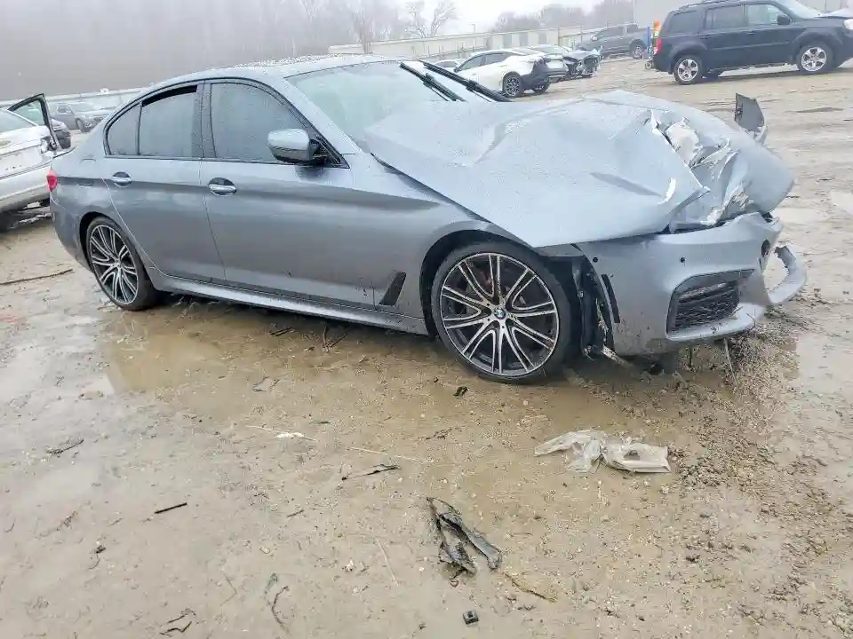 WBAJE5C34HG916947 2017 BMW 5 SERIES-3