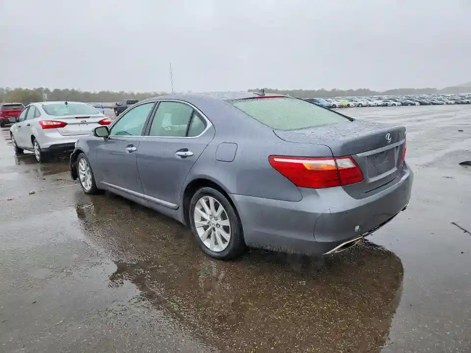 JTHCL5EF6C5015381 2012 LEXUS LS460-1