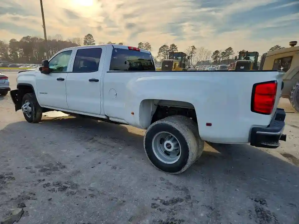 1GT42TCY1KF250412 2019 GMC SIERRA-1