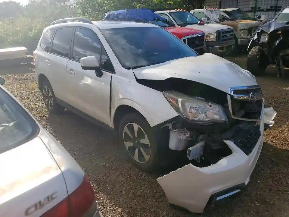 JF2SJAGC3JH441816 2018 SUBARU FORESTER-3