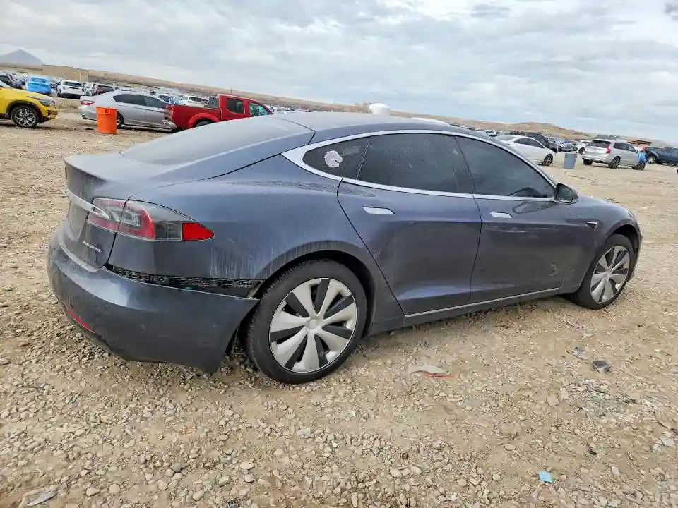 5YJSA1E29LF385389 2020 TESLA MODEL S-2
