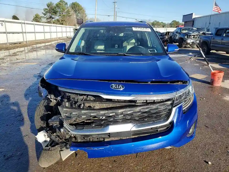 KNDETCA20M7186618 2021 KIA SELTOS-4