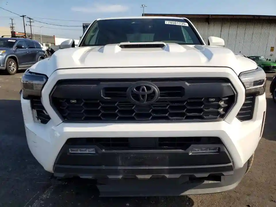 3TMLB5JN2SM093635 2025 TOYOTA TACOMA-4
