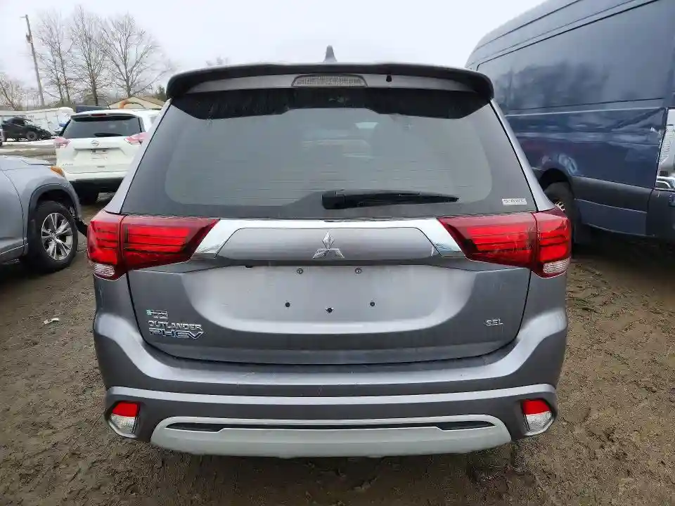 JA4J2VA7XNZ030773 2022 MITSUBISHI OUTLANDER-5