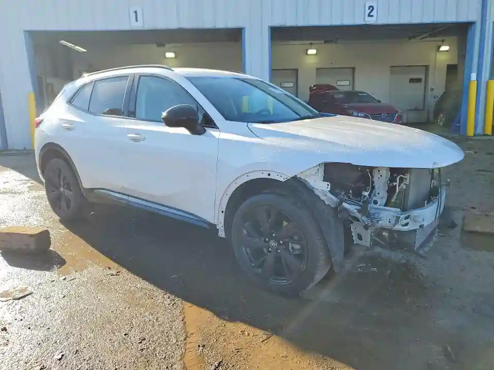 LRBAZLR44PD120872 2023 BUICK ENVISION-3