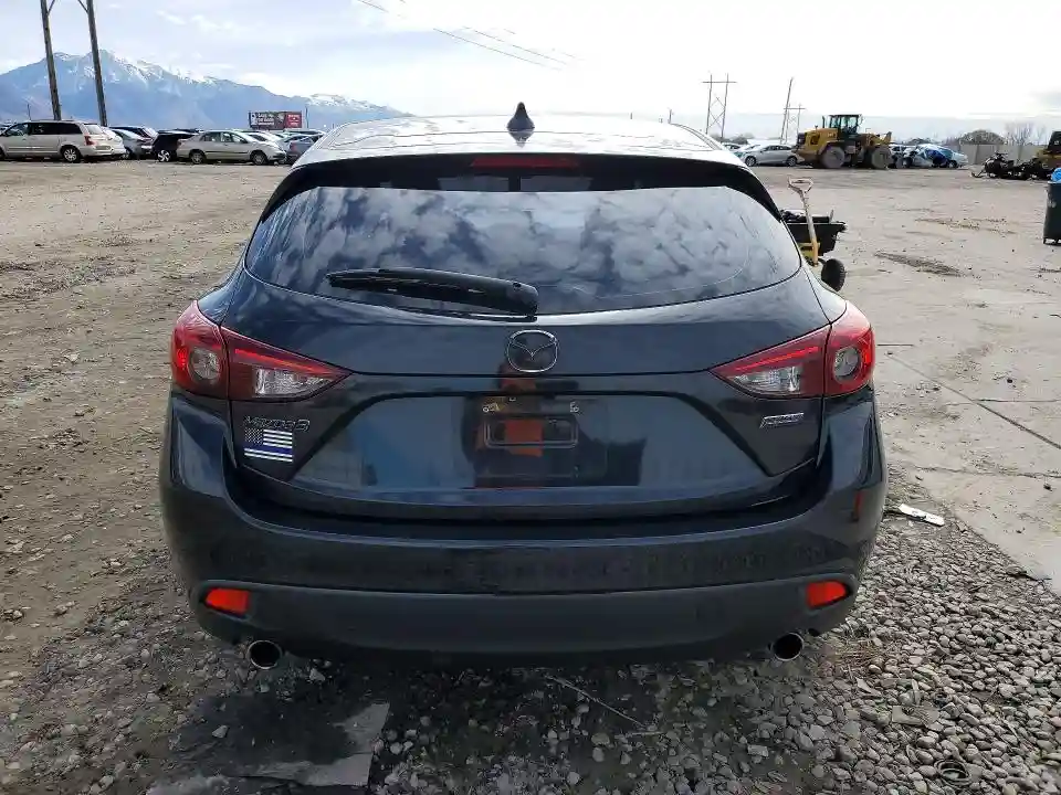 JM1BM1M78F1234058 2015 MAZDA 3-5