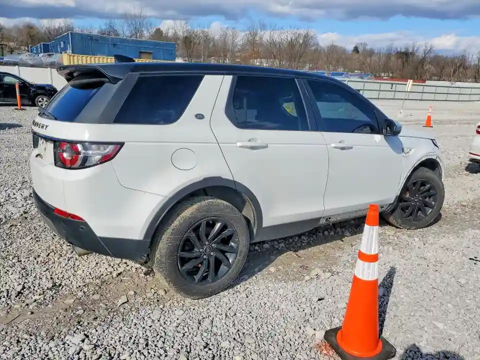 SALCP2BGXHH635814 2017 LAND ROVER DISCOVERY-2