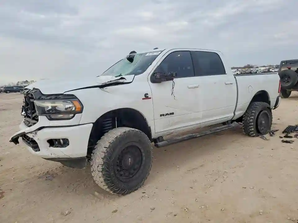 3C6UR5DL8RG145313 2024 RAM 2500-0