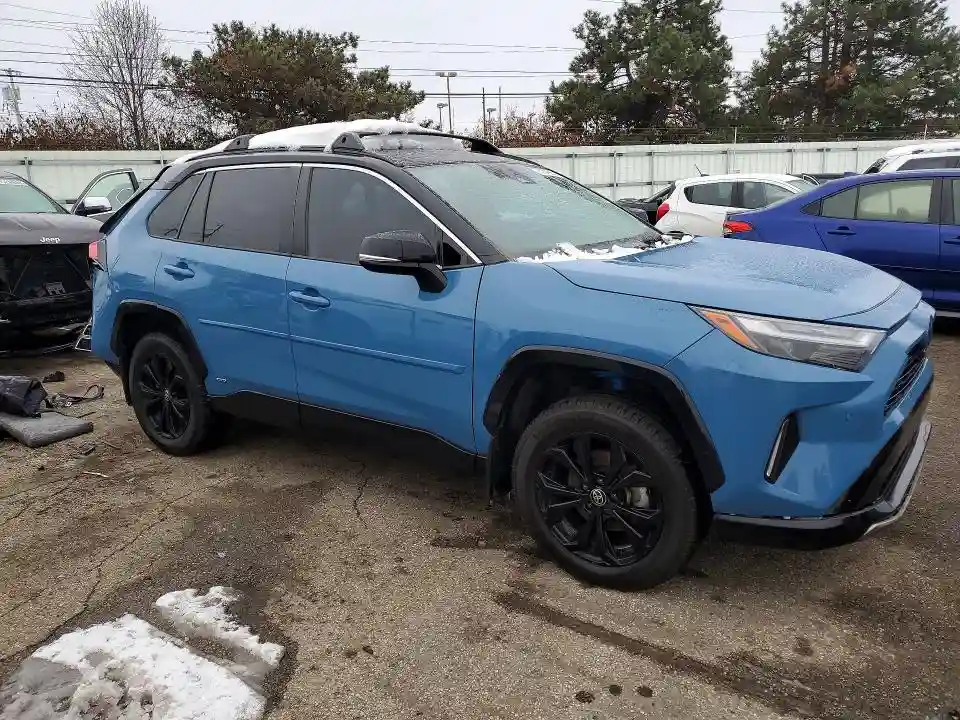 4T3E6RFV8NU071090 2022 TOYOTA RAV4-3