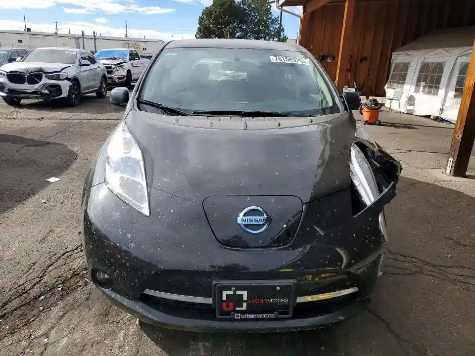 1N4AZ0CPXFC333855 2015 NISSAN LEAF-4