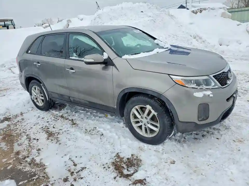 5XYKT3A67EG519603 2014 KIA SORENTO-3