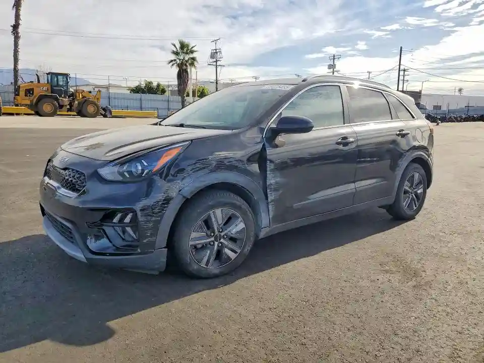KNDCB3LC7N5548389 2022 KIA NIRO-0