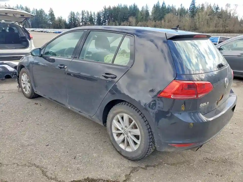 3VW217AU3FM094667 2015 VOLKSWAGEN GOLF-1