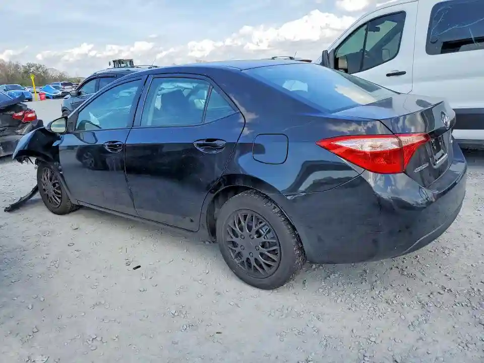 5YFBURHE5JP803184 2018 TOYOTA COROLLA-1