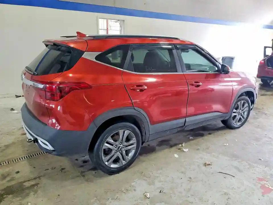 KNDEUCAA5M7177420 2021 KIA SELTOS-2