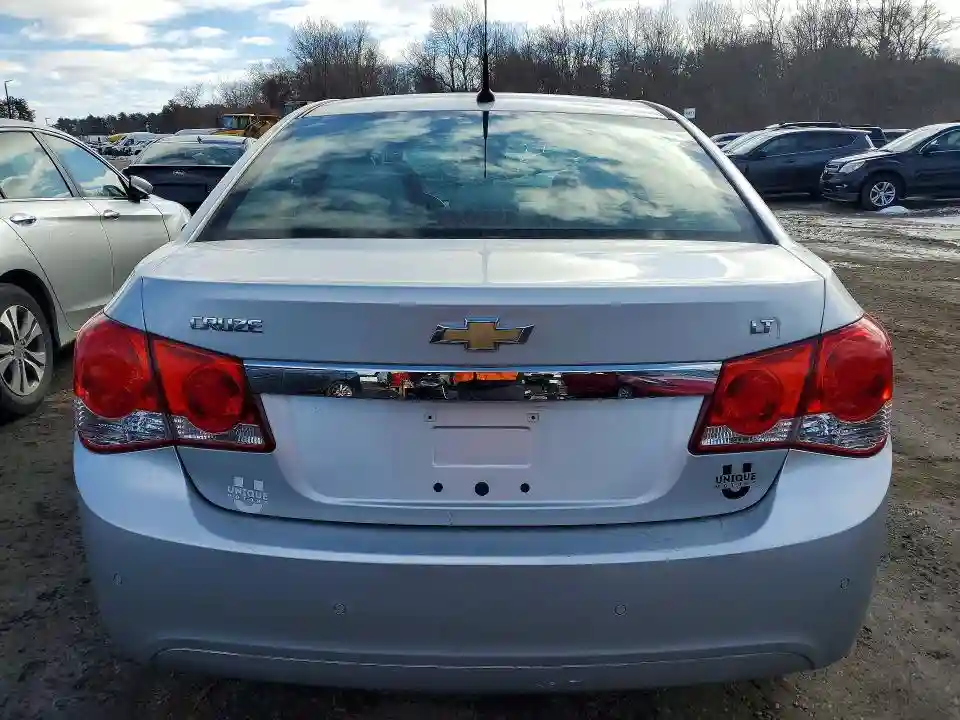 1G1PF5S92B7205165 2011 CHEVROLET CRUZE-5