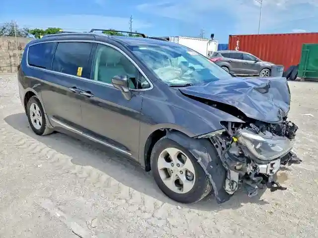 2C4RC1EG7HR821754 2017 CHRYSLER PACIFICA-3