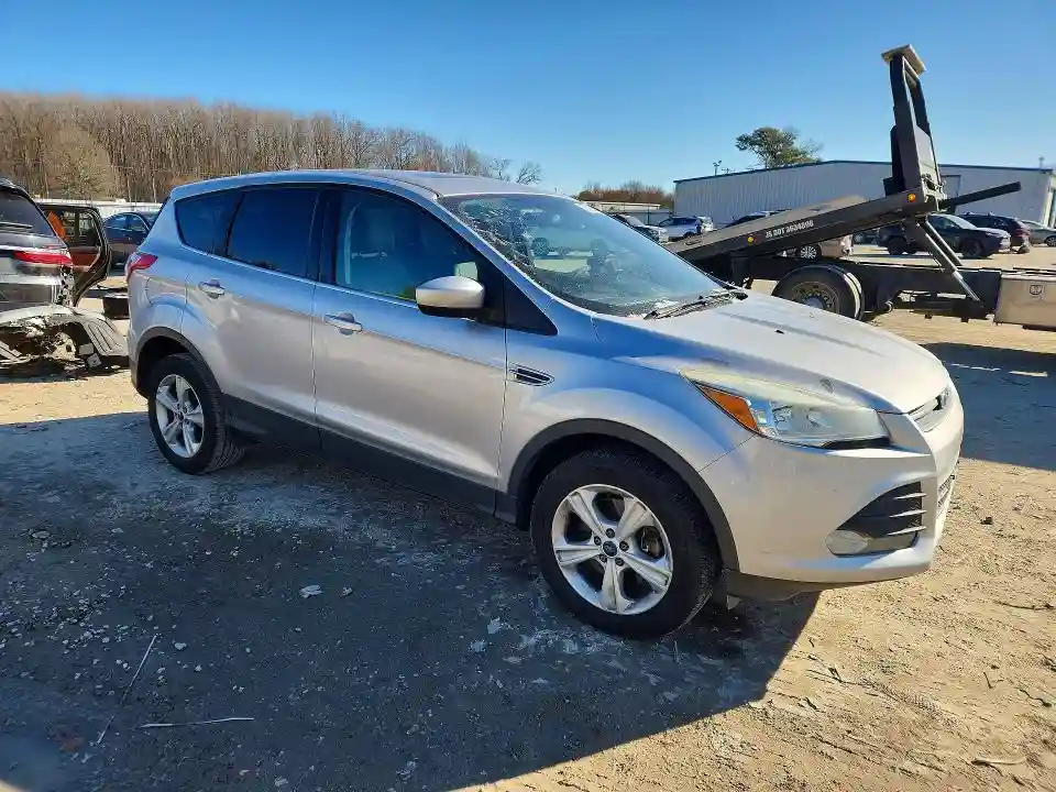 1FMCU0G92GUC64891 2016 FORD ESCAPE-3