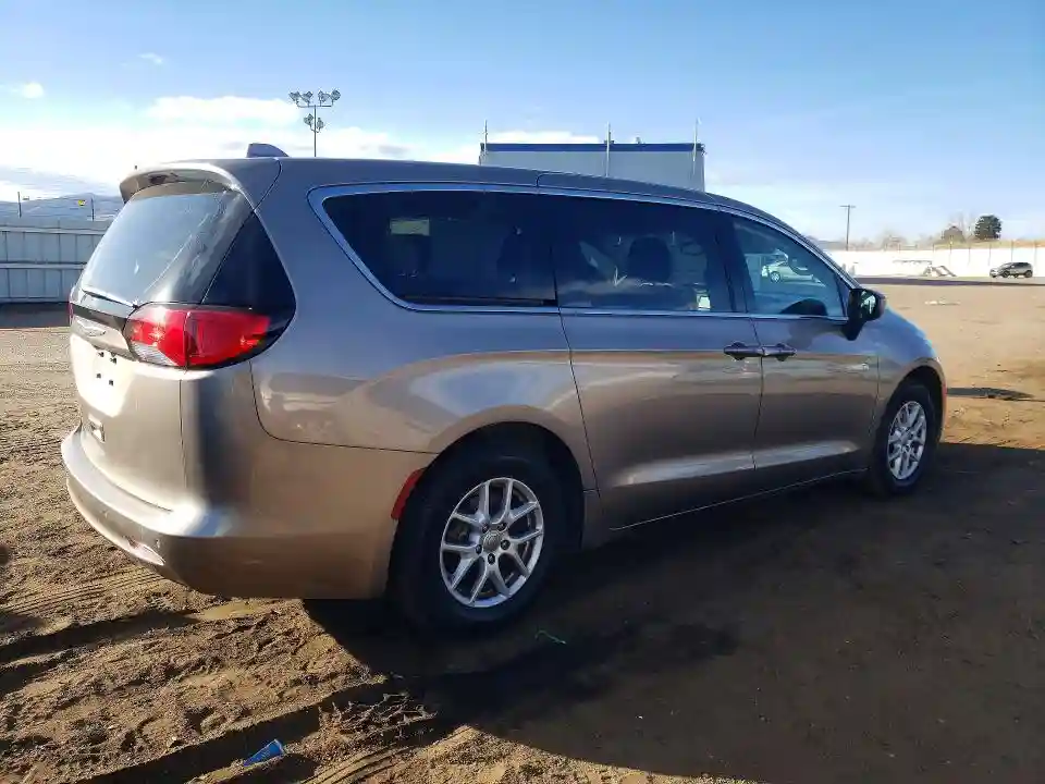 2C4RC1DG1HR832749 2017 CHRYSLER PACIFICA-2