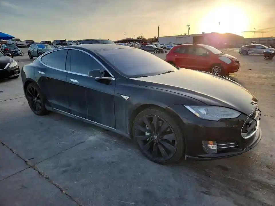 5YJSA1H15EFP52715 2014 TESLA MODEL S-3