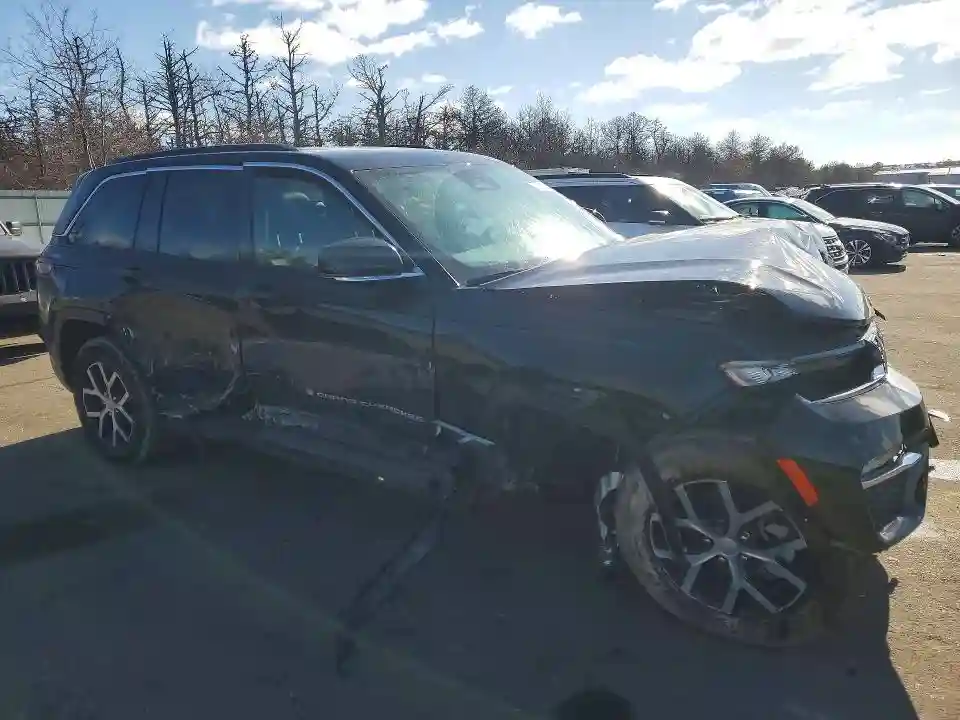1C4RJHBG6SC269893 2025 JEEP GRAND CHEROKEE-3