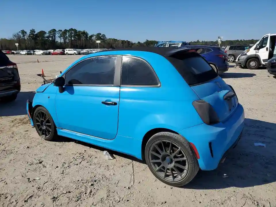 3C3CFFJHXDT646551 2013 FIAT 500-1