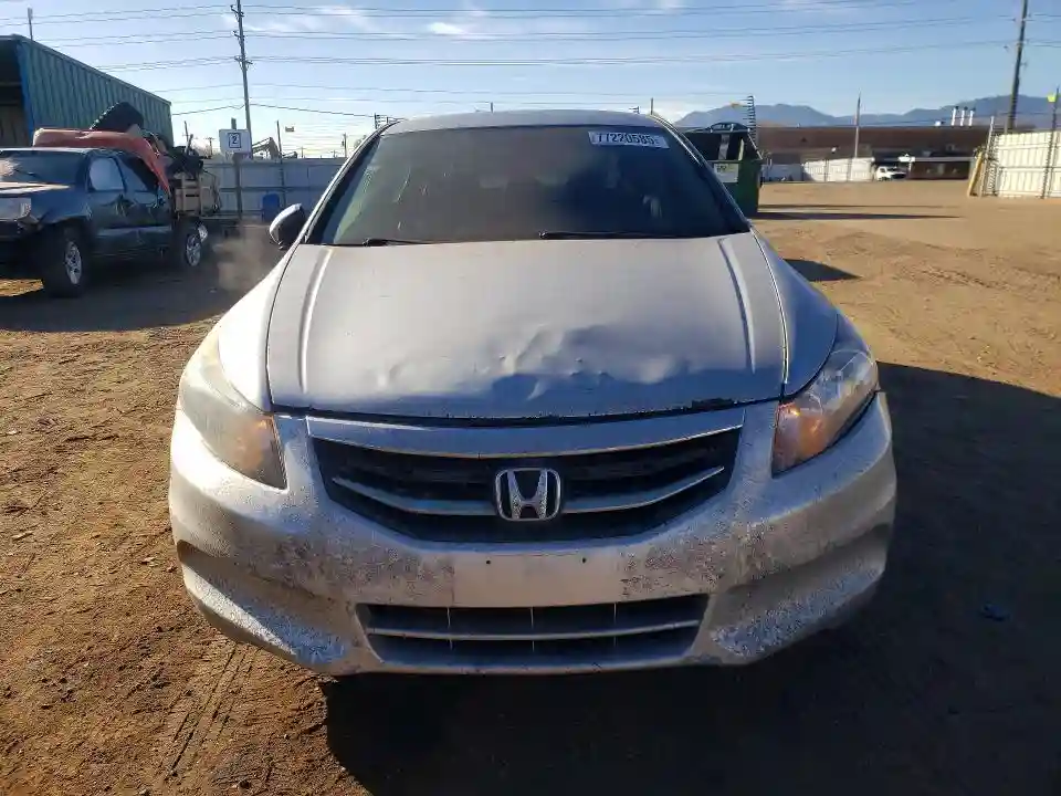 1HGCP2F64CA132159 2012 HONDA ACCORD-4