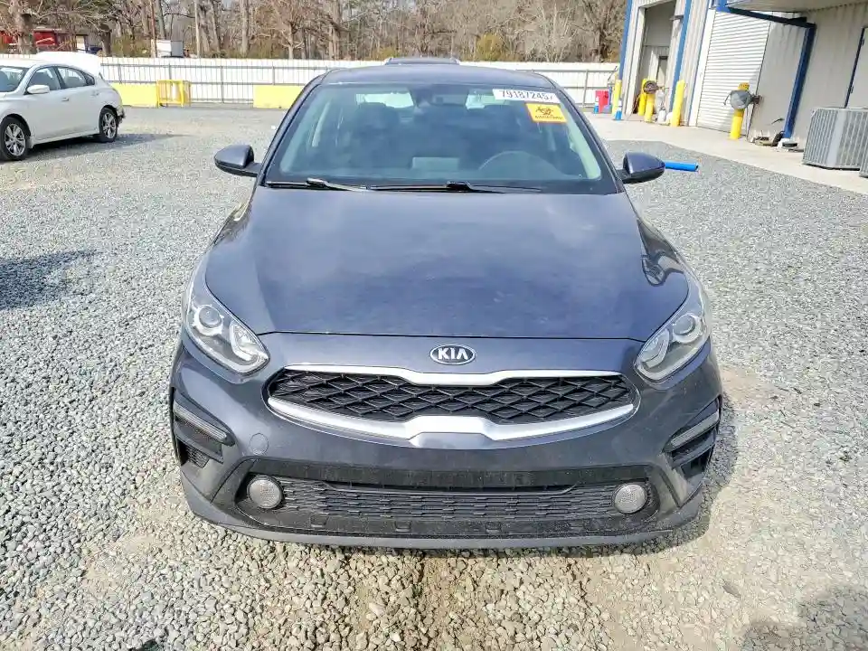 3KPF24AD8ME411480 2021 KIA FORTE-4