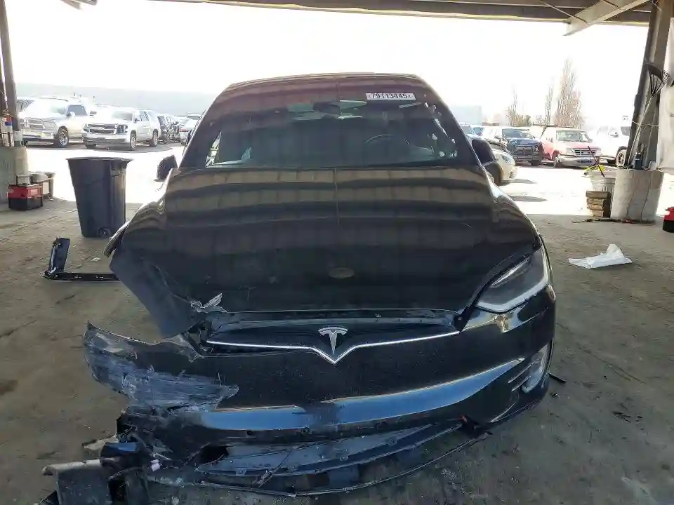 5YJXCDE25HF051529 2017 TESLA MODEL X-4