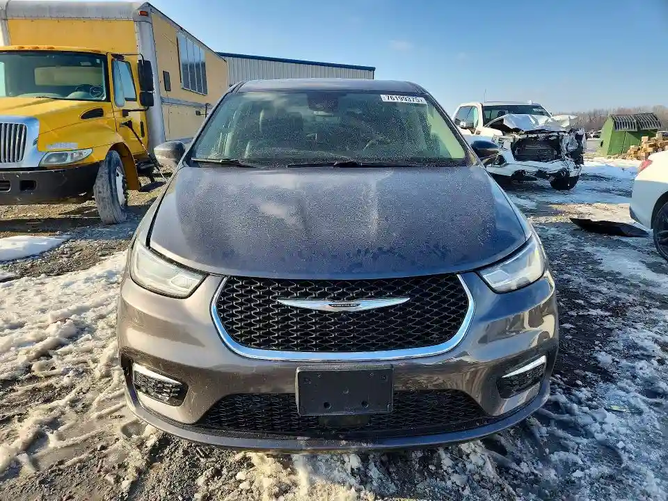 2C4RC1L73NR121082 2022 CHRYSLER PACIFICA-4