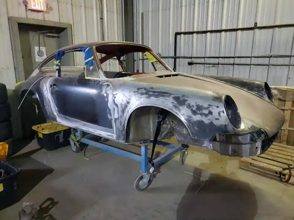 119301300 1969 PORSCHE 911-3