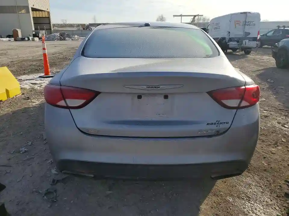1C3CCCBB5FN669711 2015 CHRYSLER 200-5