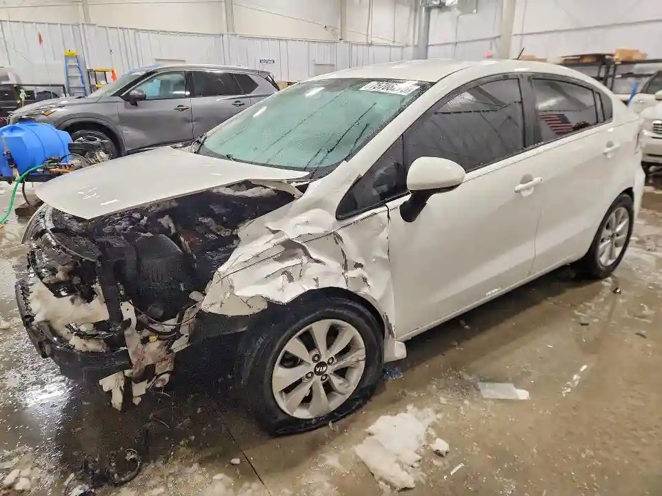 KNADM4A38H6071832 2017 KIA RIO-0