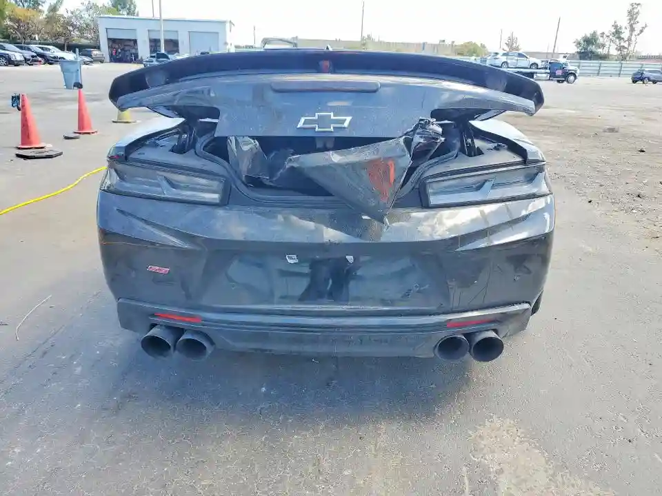 1G1FH1R78J0157018 2018 CHEVROLET CAMARO-5