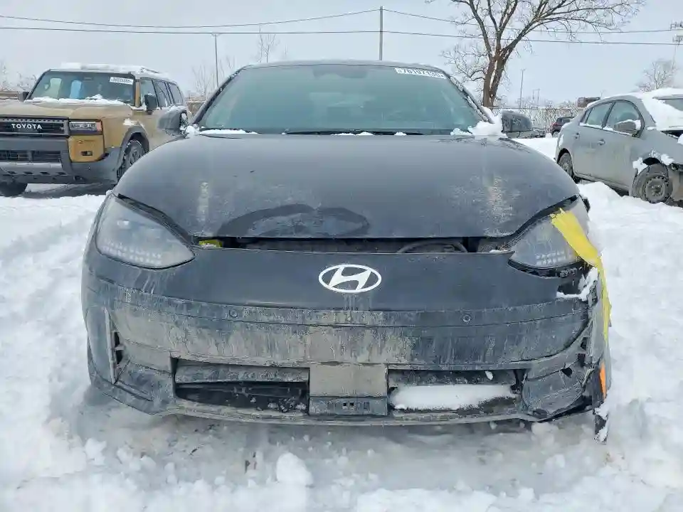 KMHM54AC5PA047866 2023 HYUNDAI IONIQ 6 LI-4