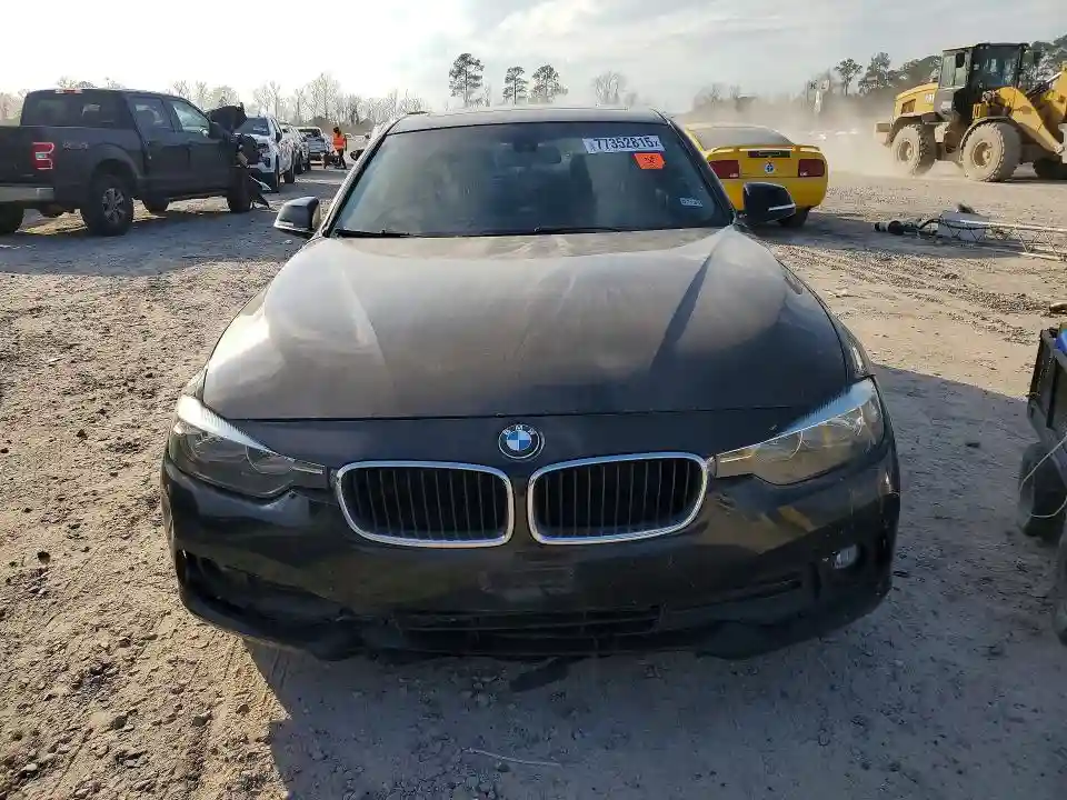 WBA8E1G58HNU13050 2017 BMW 3 SERIES-4